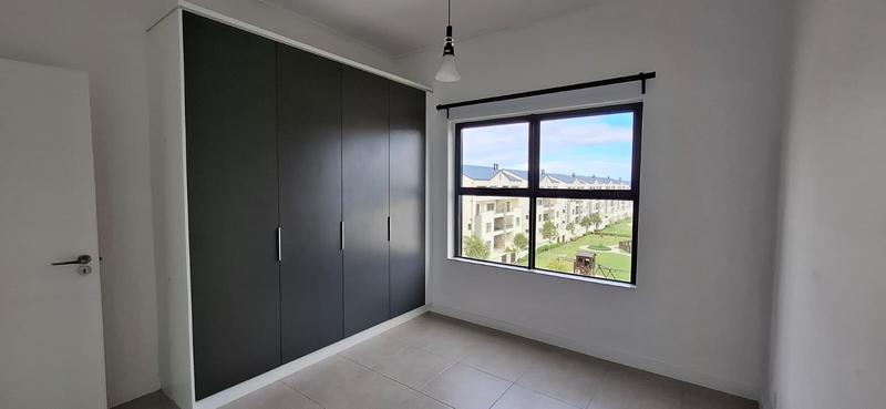 To Let 2 Bedroom Property for Rent in Croydon Western Cape